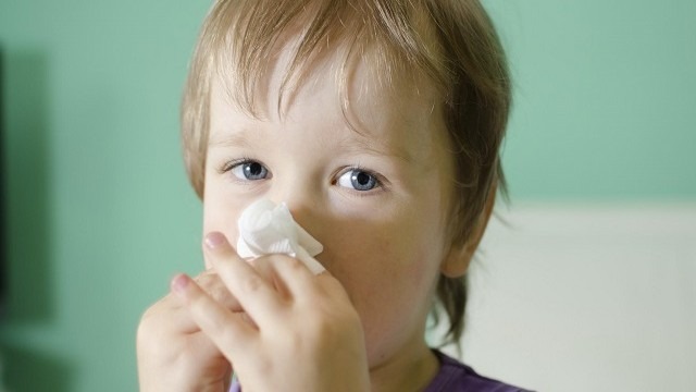 2 giochi per insegnare al bambino a soffiarsi il naso